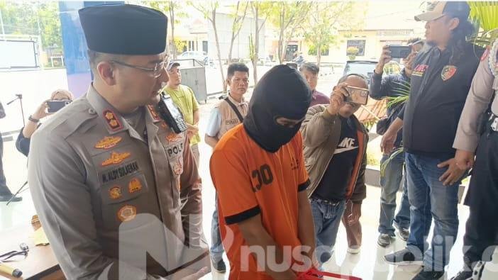Photo.Baju orange Tsk DEA